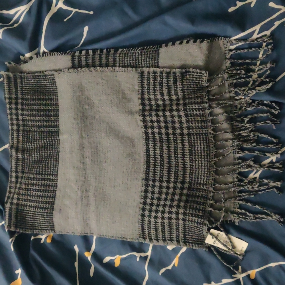 Express Men Scarf | Size: One Size